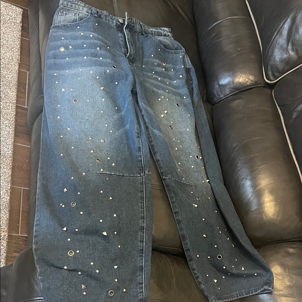 Dark Blue Embellished Women’s Jeans - Stylish Stud Detail